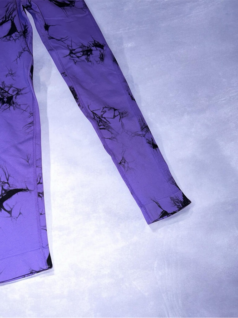 High-Rise Purple Tie-Dye Leggings - Sleek Active Fit - Picture 3 of 3